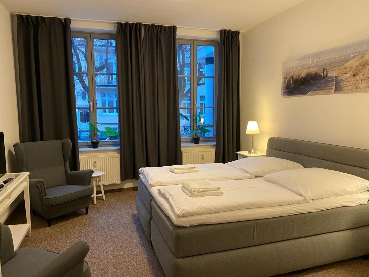 Pension Villa Ostseetraum 罗斯托克 外观 照片